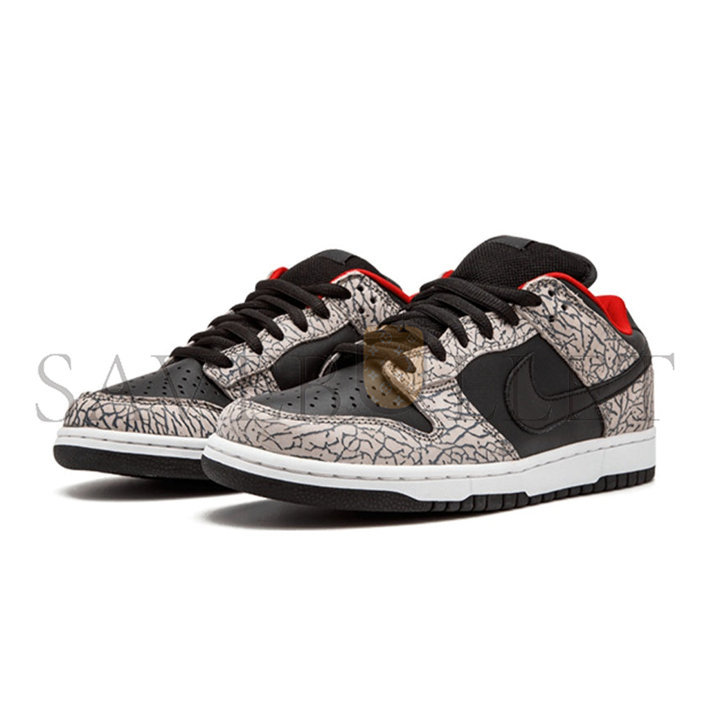 NIKE SUPREME × NIKE SB DUNK LOW BLACK CEMENT 304292-131